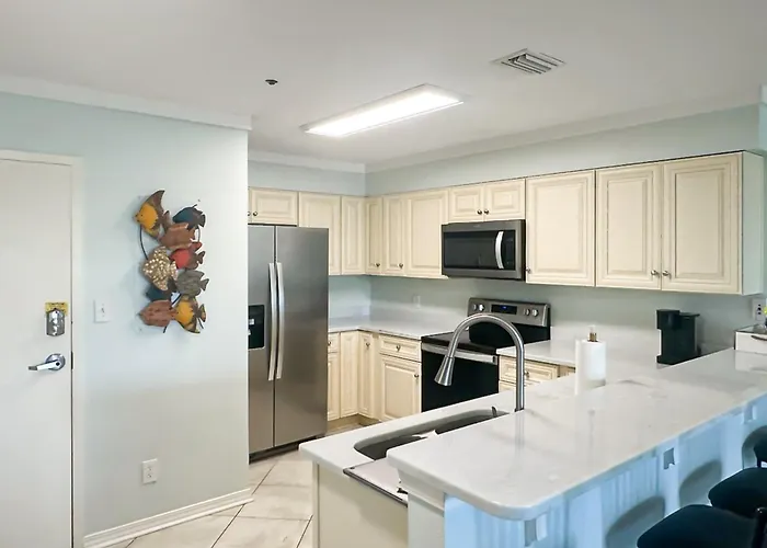 Holiday home Waterfront W Balcony Boat Slip Shared Hot Tubs Pools Gulf Shores
