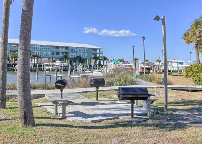 Holiday home Waterfront W Balcony Boat Slip Shared Hot Tubs Pools